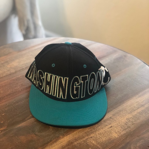 Washington DC black and blue SnapBack - Picture 1 of 3